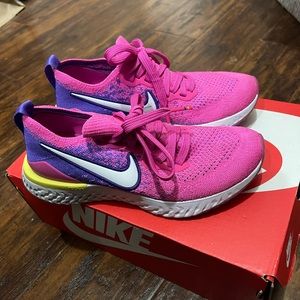 COPY - Women Nike Air Max size 5 kids 3.5